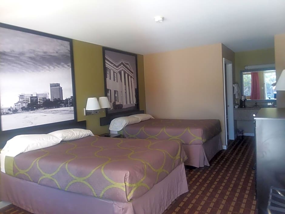 Super 8 by Wyndham Ocean Springs Biloxi