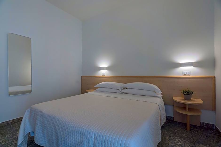Hotel Constellation