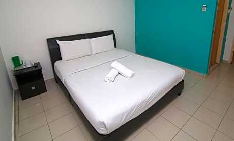 Single Room - No Window