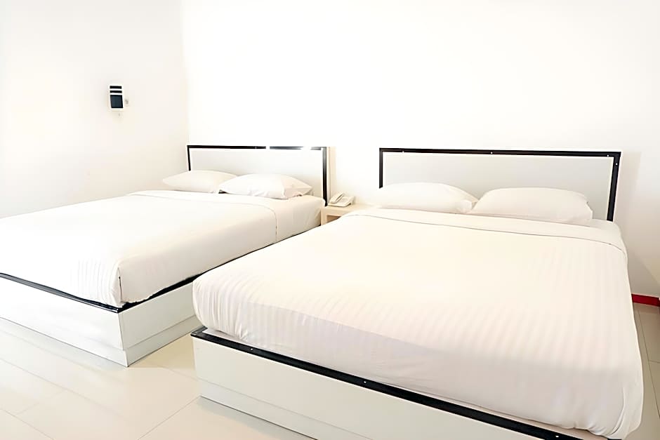 OYO 1633 Hotel Darma Nusantara 3