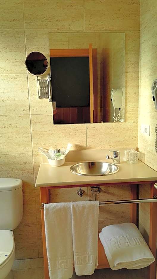 Hotel Iriguibel Huarte Pamplona
