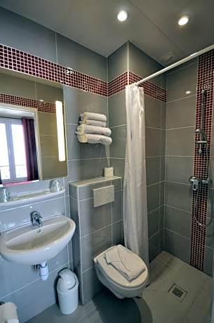 Standard Double or Twin Room (2 Twin Beds)