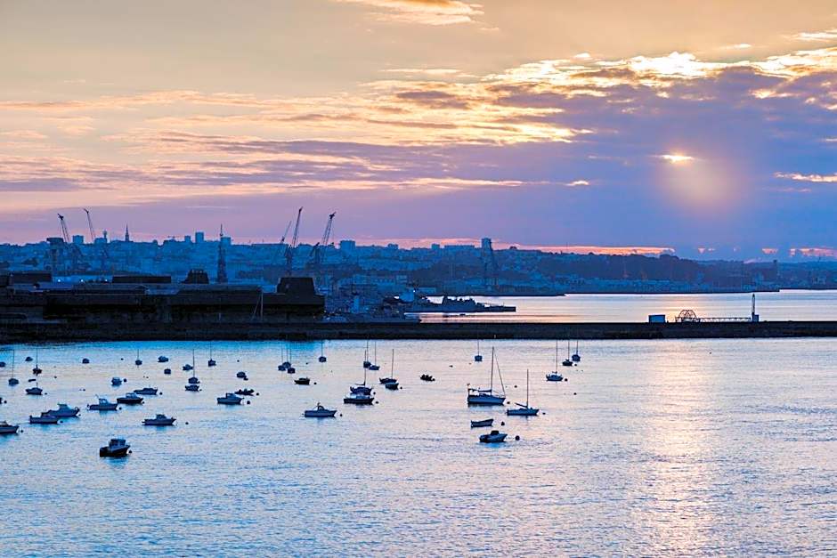 ibis Brest Kergaradec Aeroport