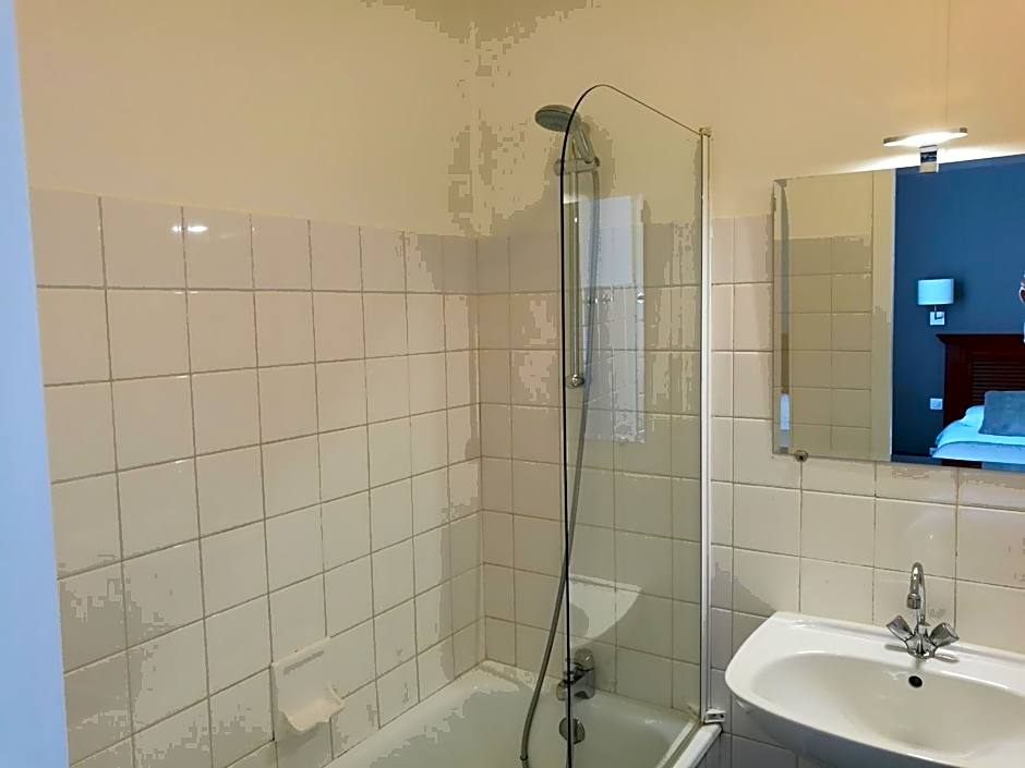 Cit'Hôtel l'Europe - Cholet Gare