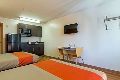 Quadruple Room - Disability Access - Non-Smoking