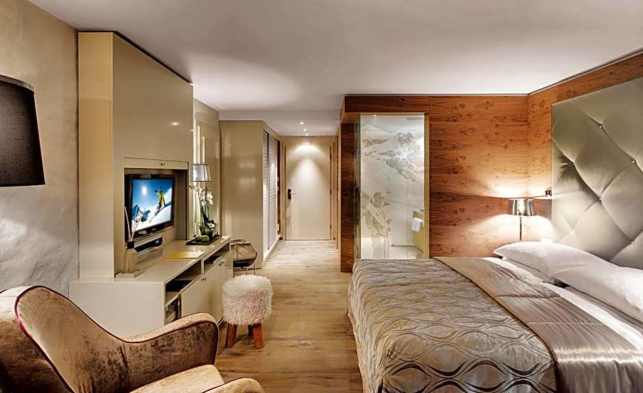 Photo 1 of 7 of Double Room