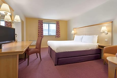 1 Double Bed Mobility Accessible Room Non-Smoking