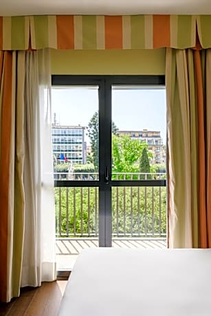 Classic Double or Twin Room