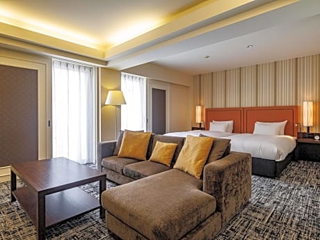 Deluxe Twin Room (2 adult) - Non-Smoking