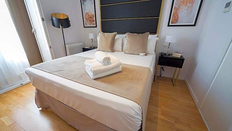 TGH Gran Vía Apartments