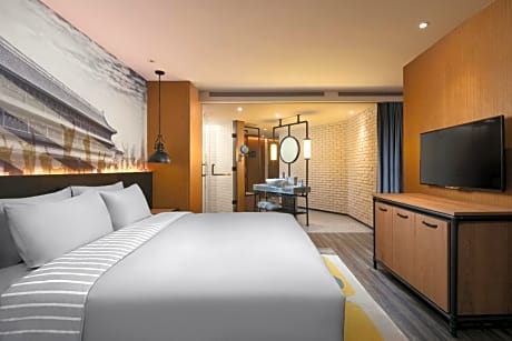 King Room, Non-Smoking