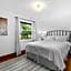 Canandaigua Lake Retreat with view and private beach access, foliage, hike, and Ski
