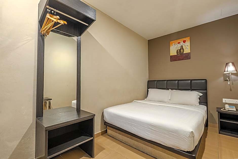 Gl Hotel