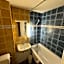 Hôtel Bosquet Pau Centre - Self Check In Budget Hotel