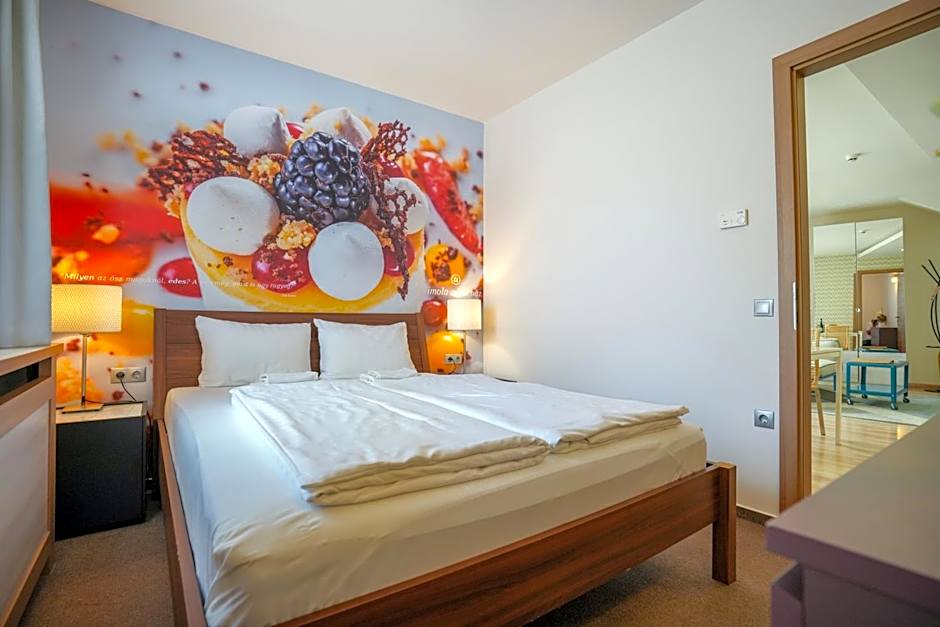 Imola Udvarház Dessert Hotel