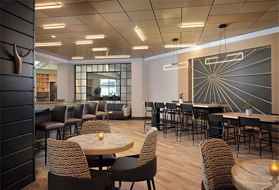 Sonesta Irvine John Wayne Airport