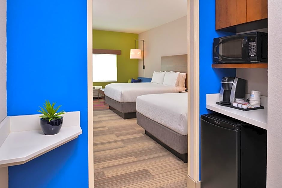 Holiday Inn Express & Suites West Melbourne By IHG