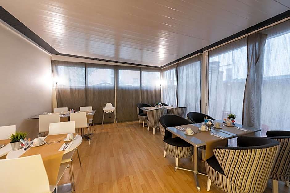 Atenea Rekord Suites Barcelona