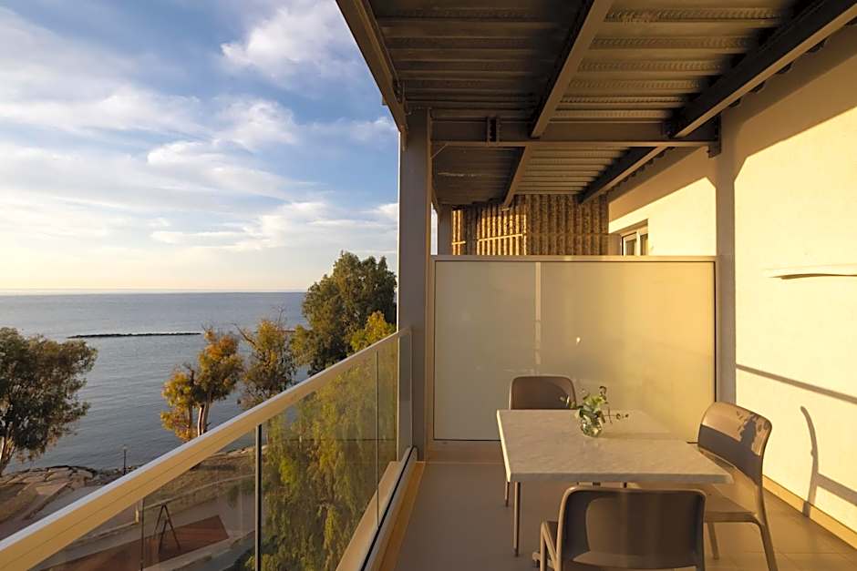 Harmony Bay Hotel