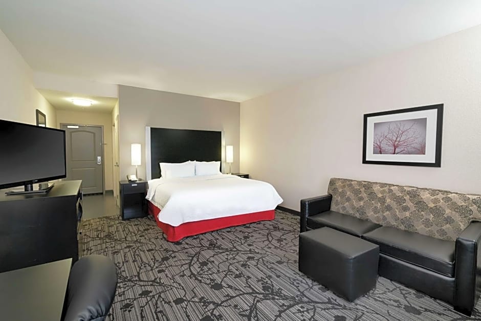 Hampton Inn By Hilton & Suites Roanoke Airport VA