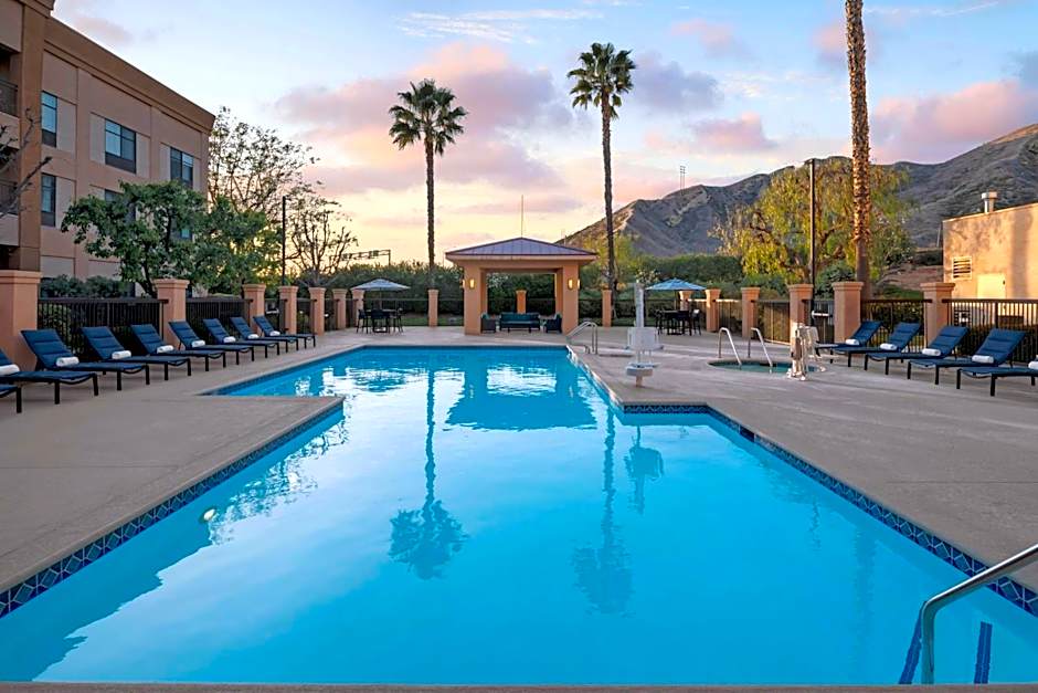 Courtyard by Marriott Santa Clarita Valencia