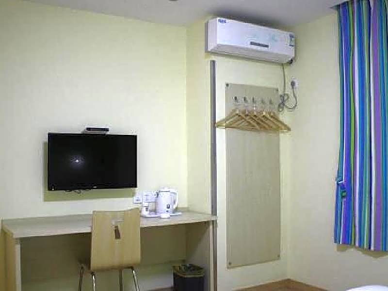 7 Days Inn Zhenjiang Jinshan Park Branch