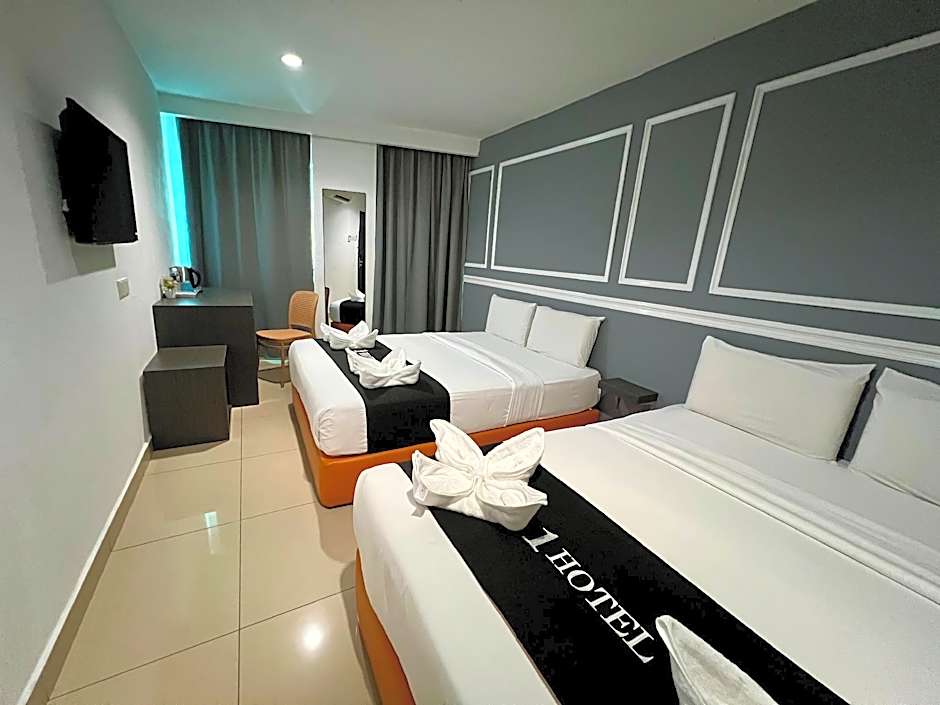 1 Hotel Mahkota Cheras
