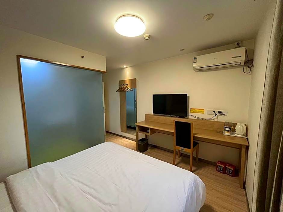 7 Days Inn Kunming Juhua Overpass Dongjiao Road Metro Station