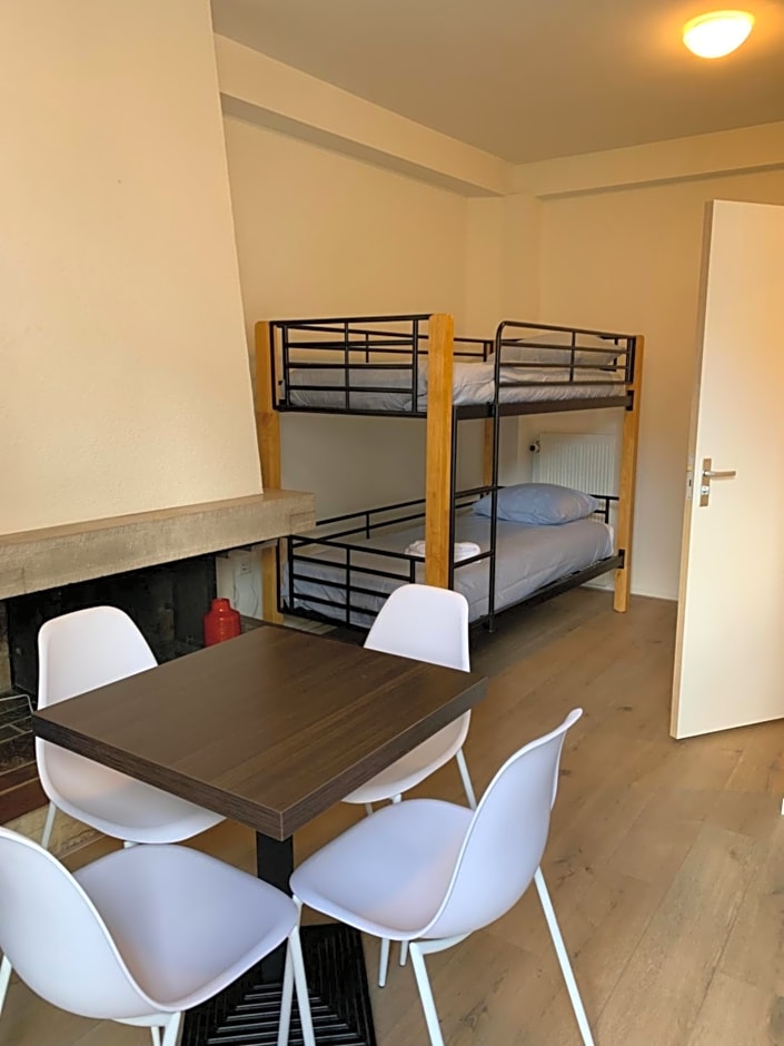 Kleinschalig Hostel in Deventer, hartje stad, aan de IJssel,