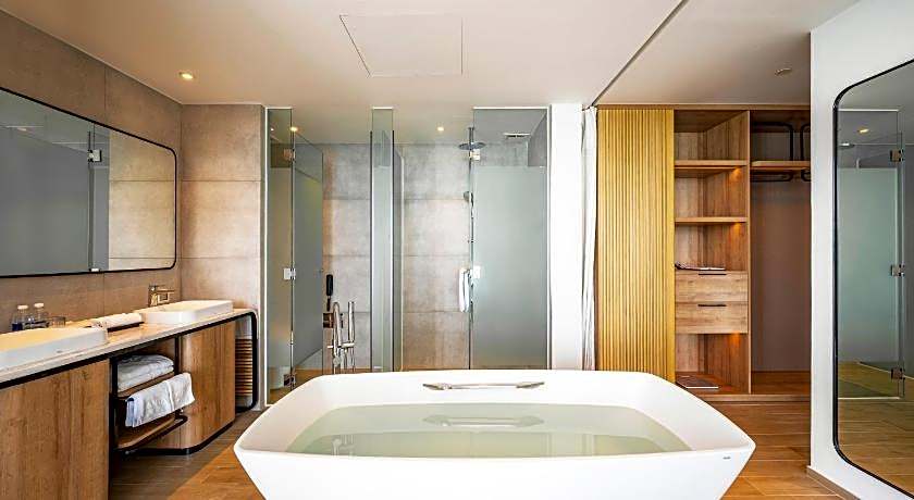 Anya Premier Beachfront Hotel Quy Nhon