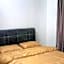 OYO HOME 90769 Flo Inn Homestay Bsi