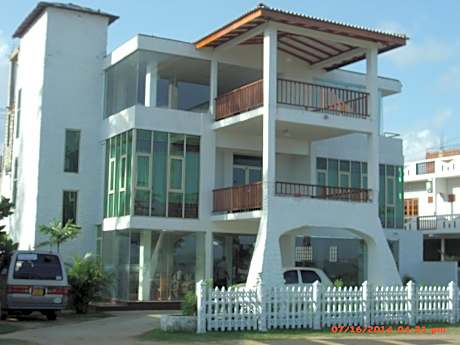 Agra Lanka Beach Resort