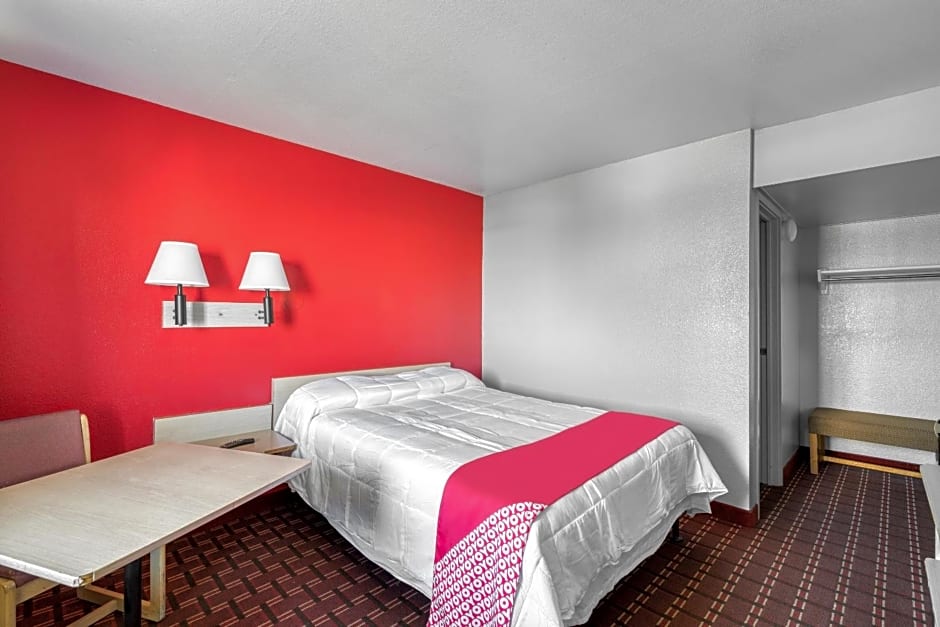 OYO Hotel Houston Southwest I-69