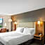 Holiday Inn Niagara Falls State Park Entry By IHG