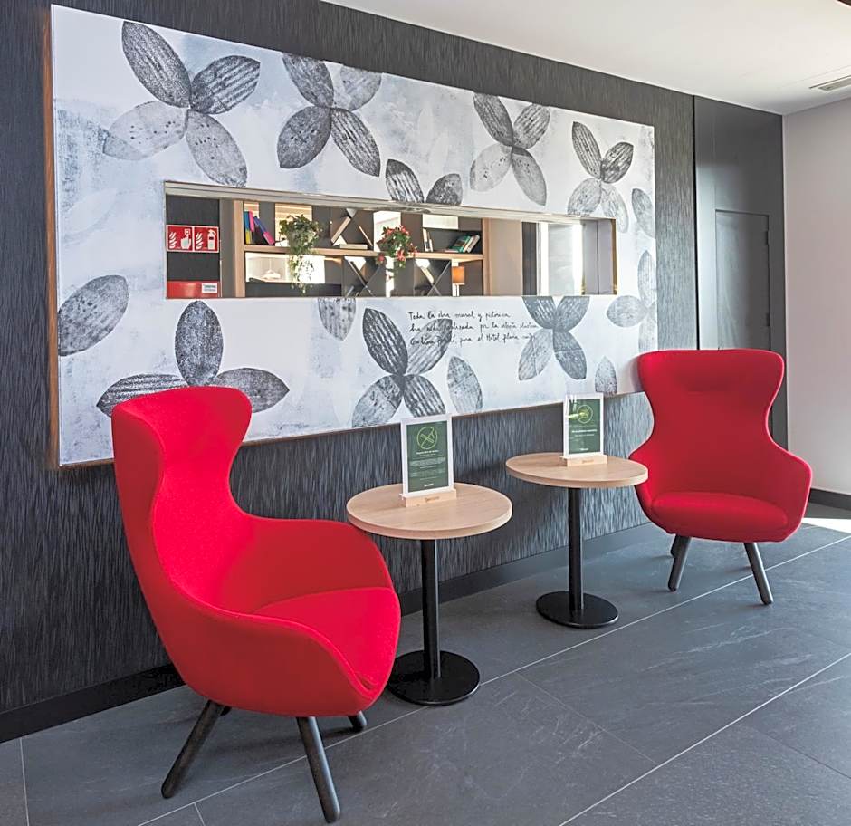 Sercotel Plana Suites