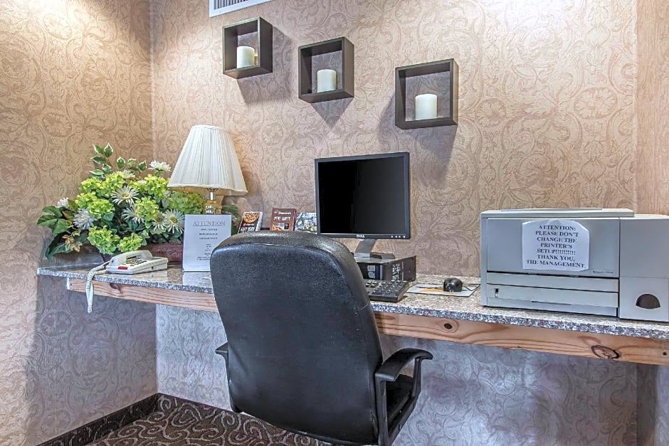 Quality Inn Andalusia