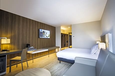 Deluxe Room, 1 King Bed