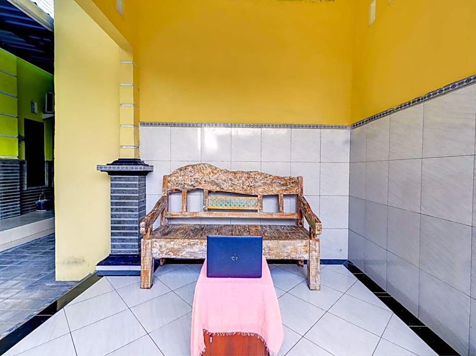 OYO Life 92841 Kos 88