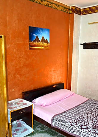 Single Room with Shared Bathroom