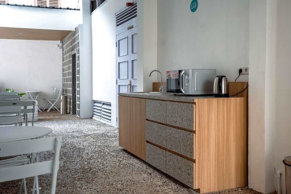 Bobopod Kota Lama, Semarang