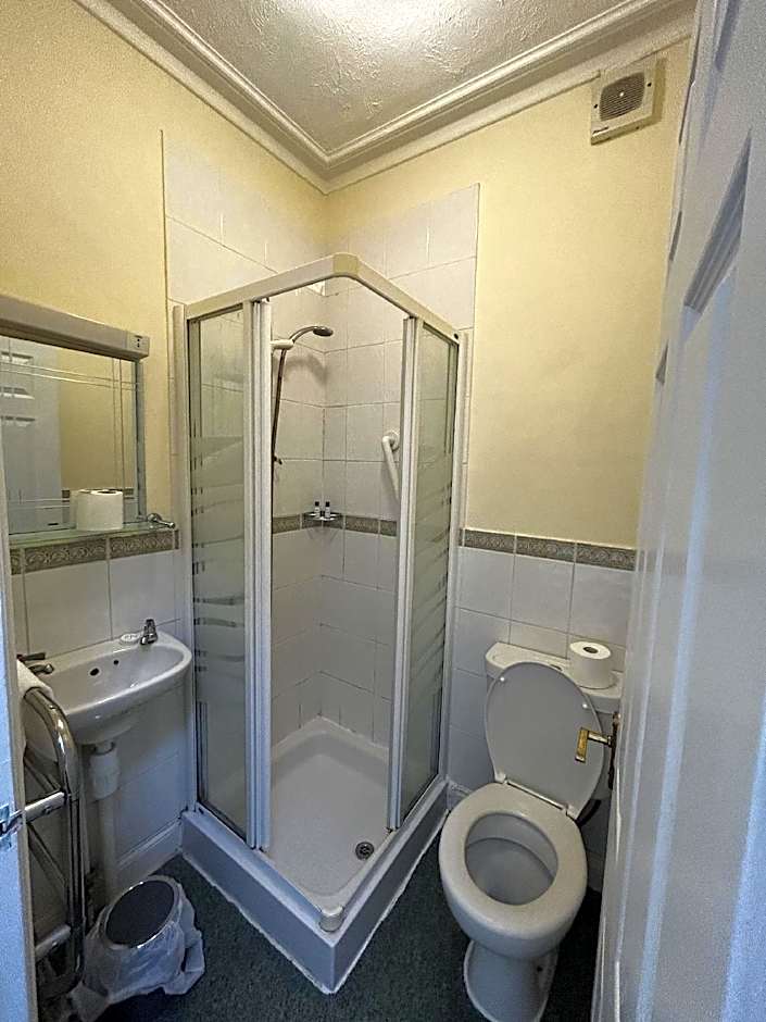 New Birchfield Hotel