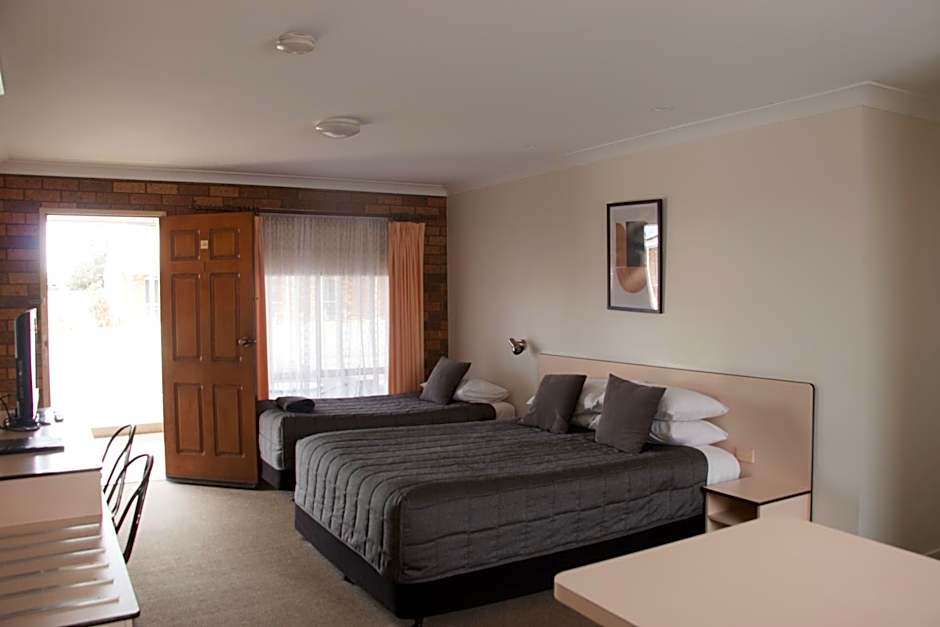 Photo 1 of 14 of Family 2 Bedroom Suite