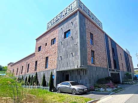 Asan Dogo Oncheon Kara Self Check-In Motel