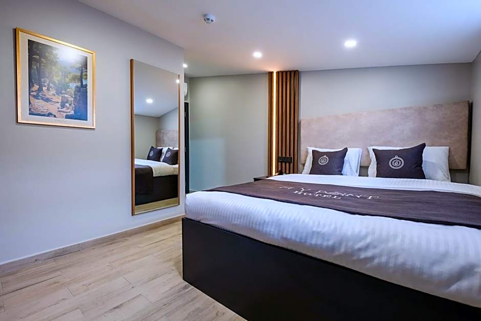 FLY POINT AIRPORT HOTEL