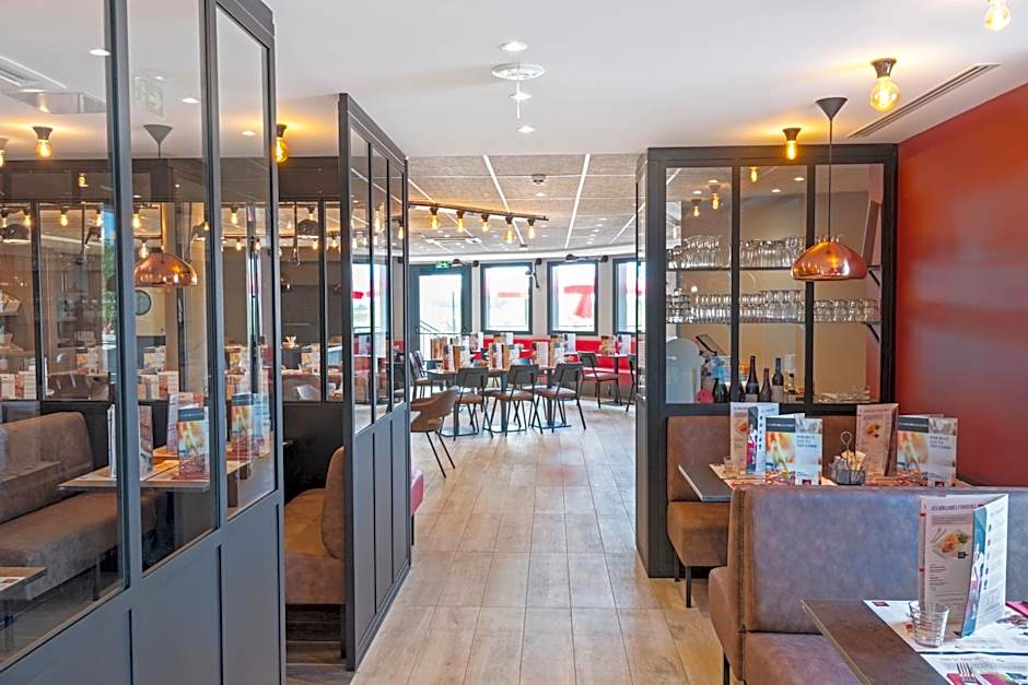 ibis Pontorson Baie Du Mont Saint Michel