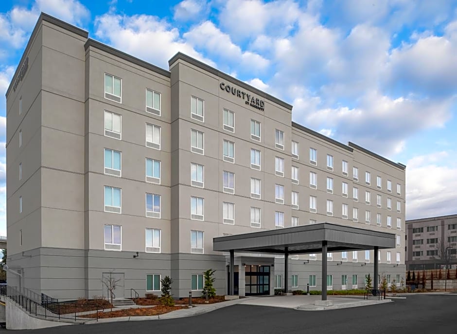 Courtyard by Marriott Seattle SeaTac Airport