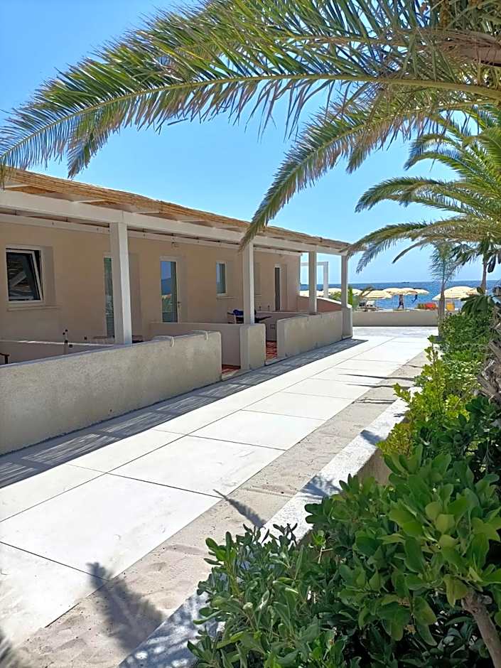 Lido Di Alghero Rooms on the Beach