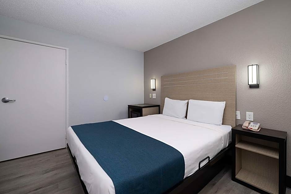 Motel 6-Tempe, AZ - Broadway - ASU