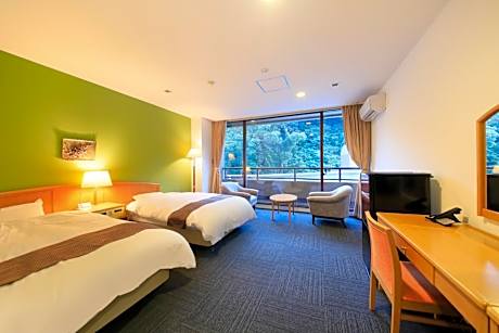 Japanese Modern Style Twin Room