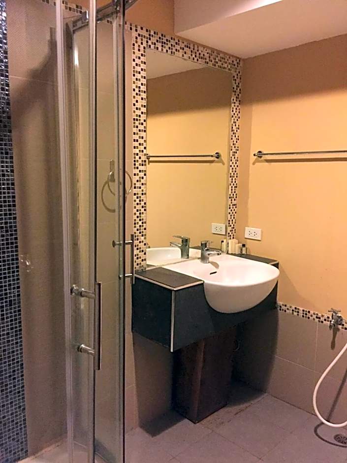 Arcadia Maephim Serviced Apartments